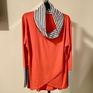 Pat Pat - Long Sleeve Stretch Cow Neck Top - Size: XXL